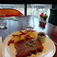 La Cantine food