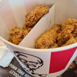 Kfc Montévrain Chanteloup En Brie Comida