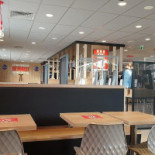 Kfc Montévrain Chanteloup En Brie Dentro