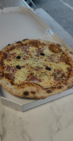 L'alta Pizza food