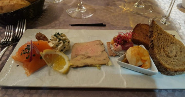 Au Cellier food