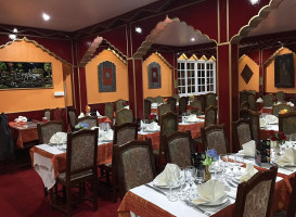 Indien Milane Tandoori Nan Kabab Terrasse Ouvert inside