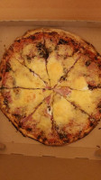 Pizza Bonici food