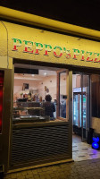 Peppo's Pizza outside
