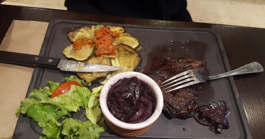 So'bistro food