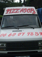 Pizzas Pizz'ador a Mouxy outside