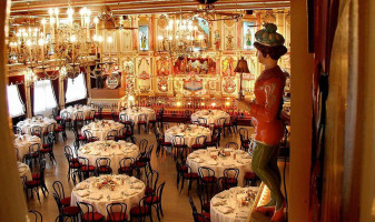 Les Ephémères, Paul Bocuse inside