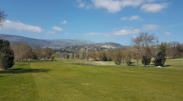 Golf Grande Bastide outside