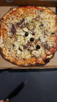 Pizza Hot Au Feu De Bois food