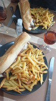 Les Cerisiers 2 food