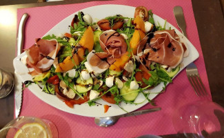 Valentina food