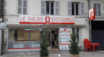 Palais D'istanbul (kebab) outside