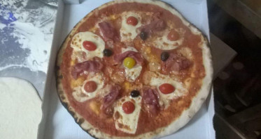 Allo Pizza food