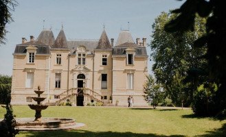 Orangerie Du Château Marith outside