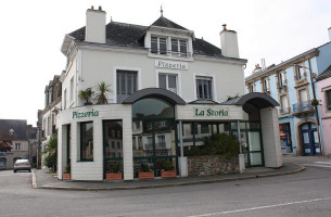 La Storia: Pizzeria Location Chambres (bretagne, Morbihan, Le Faouët Carhaix Gourin) outside