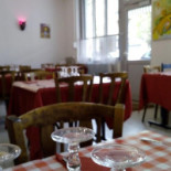 Layaly Al Sham Dentro