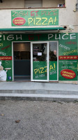 Pizzeria Zigh Et Puce outside