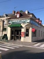 Jardin De L'inde outside