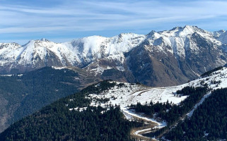 Le Chalet Restaurant Hotel Ax-Les-Thermes outside