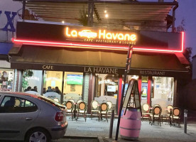 Sarl La Havane Pub outside