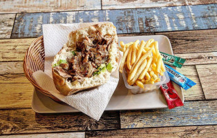 Kebab De La Place food