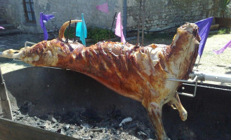 Absolutely Bbq Hog Roast Catering food