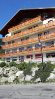 Le Castellan outside