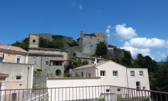 Le Château Du Poët Célard outside