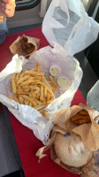 Friterie Estairoise food