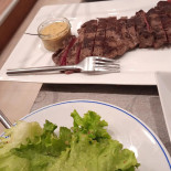 De L'hippodrome food