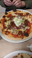 Laetizia Pizza Le Lion D'angers food