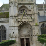 Saint Nicolas Exterior