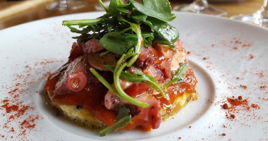 Château De Léognan food