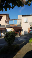 Carrefour Express outside