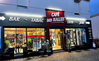 Café Tabac Des Halles outside