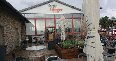 Berger&burger outside