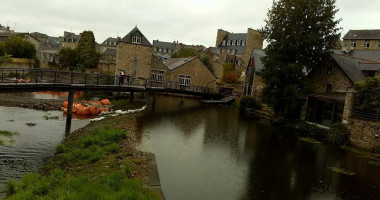 The Red Rabbit Guingamp outside