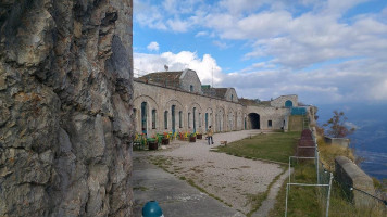 Restaurant Fort du Saint Eynard outside