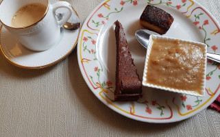 La Cerise Sur Le Gateau food