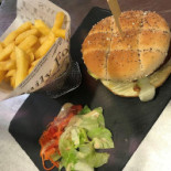 La Guinguette Du Lac food