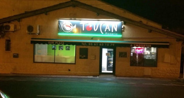 Toucan Pizzeria outside