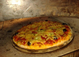 Pizza Del Giorno food