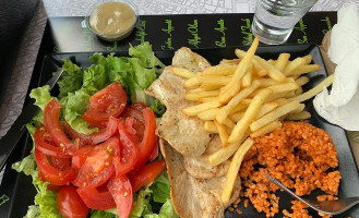 Resto Corner Les Sayes food