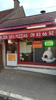 L’atelier Des Pizzas outside