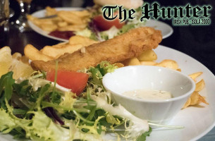 Irish Pub The Hunter food