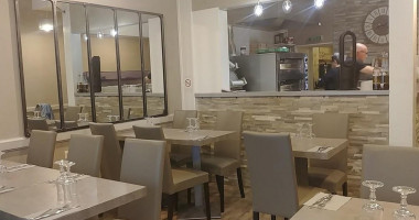 Pizz'anayo inside