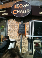 Le Coin Chaud outside