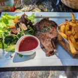 Le Grand Cafe Comida