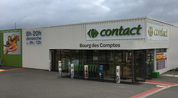 Carrefour Contact outside