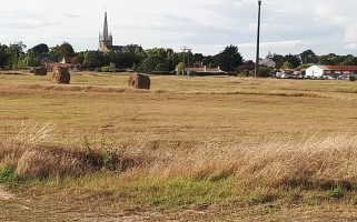 Ferme Auberge L'ile Sauvage Camping A La Ferme outside